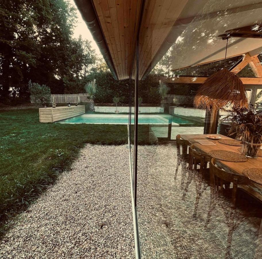 Cottage Normand Avec Sa Grande Piscine Chauffee Toute L Annee Sur Parc Arbore Et Clos En Plein Coeur De La Campagne Adapte Aux Kids Et Dog Friendly Saint-Antonin-de-Sommaire Exterior foto